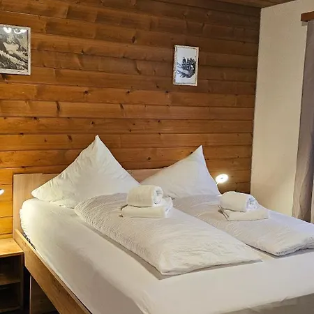 Апартаменти Marco - Aare Jungfrau Ag